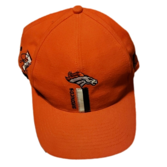 Logo Athletic Other - Vintage Denver Broncos Super Bowl XXXII Hat